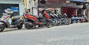 Second Hand Scooter Dealers in Garia ...