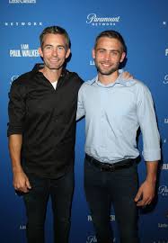 He left three important women behind. Paul Walker So Ahnlich Sehen Ihm Seine Bruder Caleb Und Cody