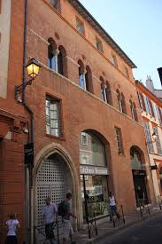 Epingle Par Bereket Sur Toulouse En 2020 Brique Toulouse Facade