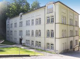 Entdecke 160 anzeigen für wohnung kaufen schweiz privat zu bestpreisen. 2 Zimmer Wohnung Zum Verkauf Am Brauhaus 14a 01855 Sebnitz Sachsische Schweiz Osterzgebirge Kreis Mapio Net