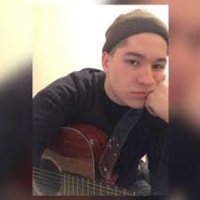 Stream Felipe Nava music