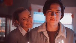 Berlanti productions, archie comics, warner bros. Riverdale Quiz How Well Do You Know Bughead Buzzfrag