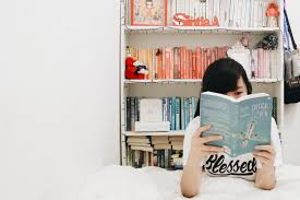 To answer questions about dilan: 10 Blogger Buku Favorit Yang Sering Kasih Rekomendasi Buku Bagus