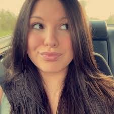 Abigail Sumner's Instagram, Twitter & Facebook