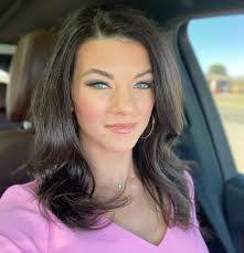 Katie Orth's Instagram, Twitter & Facebook