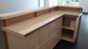 Wir haben die kreativsten ideen für deine tischdeko lass dich von tausenden fotos mit schöner tischdekoration inspirieren. Bar Ikea Sur Base D Etageres Kallax Kucheninsel Ikea Kuchentheke Ikea Ikea Bar
