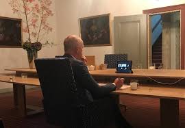 De voorzitter van de eerste kamer, fred de graaf (vvd), zal op 18 juni zijn voorzitterschap neerleggen. Eerste Kamer Der Staten Generaal Voorzitter Eerste Kamer Spreekt Met Duitse Collega