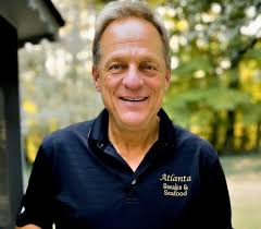 Oak St. Bottle Shop added a new...