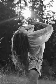 Black And White Fashion Photography Landscape Summer Style Fashion Black White Shorts Denim Fashion Photography Nature Photoshoot Photoshoot Poses Model Photography