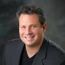 Nina Vultaggio (@ninavultaggio)