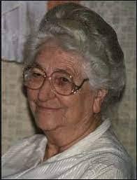 Delia Akers's Instagram, Twitter & Facebook