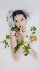 Milk bath photography boudoir photography beauty photography wedding photography milk bath photos water shoot make up inspiration mode blog milk bath with flowers. Our Love Be So S S 2015 Erstwhile Campaign Milk Bath Engagement Rings Flower Fashion Photoshoot Human Wasser Fotografie Modeling Fotografie Und Fotoshooting