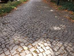 Historische Pflastersteine Grauwacke Mosaikpflaster Terrasse Garten Natursteine Hofpflaster Alstadtpflaster In 2020 Pflastersteine Natursteine Pflaster