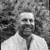 Jake Rivas's Instagram, Twitter & Facebook