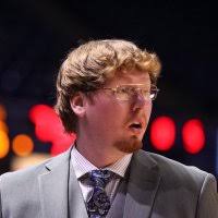 Coach (@HunterMoles)