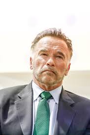 Arnold schwarzenegger addresses 'very good friend' caitlyn jenner's decision to run for california governor. Arnold Schwarzenegger Starportrat News Bilder Gala De