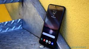 Mar 05, 2019 · lg g8 thinq is all about giving touch a break so lg used a 3d face recognition solution from fotonation (xperi), named facesafe, to unlock it. Lg G8 Thinq Hands On Palm Reading Android Adopts Smarter Sensors Slashgear