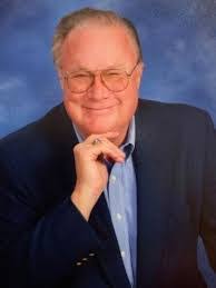 Edgar Billings's Instagram, Twitter & Facebook