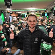 Starbulls Rosenheim: Fans begeistert von Aktion „Tölz wird grün“