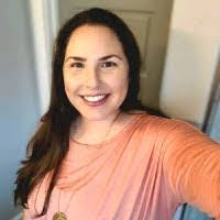 Lindsey Woodbury's Instagram, Twitter & Facebook