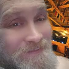 Wayne Tart's Instagram, Twitter & Facebook