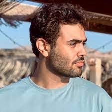 Darius Spence's Instagram, Twitter & Facebook