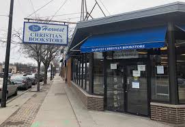 Harvest Christian Bookstore Deflects Internet With Customer Service Medill Reports Chicago