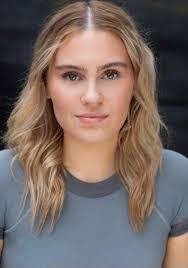 Lillian Forbes's Instagram, Twitter & Facebook