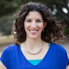 Danielle Shroyer's Instagram, Twitter & Facebook