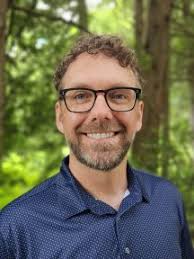 Staff : Hawk Ridge Bird Observatory