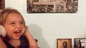 Carly Ball (@carlscatb) • Instagram photos and videos