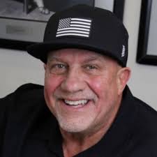 One year ago, I left the corporate world. It was one of the toughest  decisions I have ever made. I was working for a great company. I liked and  respected all of