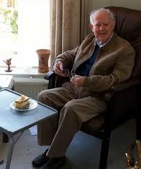 Even terug over mijn wandeling.mijn juffie weet heel goed. Jarige Opa 90 Krijgt Meer Dan 170 000 Felicitaties Binnenland Gelderlander Nl