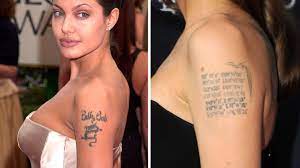 Angelina jolie is a famous actress with a serious love for tattoos, she's regularly featured in celebrity news magazines and websites with one of her new tattoo designs. Tattoo Bei Diesen Liebestattoos Der Stars Musste Der Laser Ran Stern De