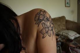 So Wannnnnt Flower Tattoo Shoulder Daffodil Tattoo Birth Flower Tattoos