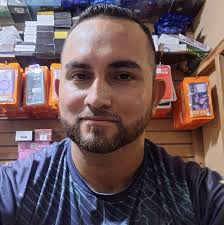 🤩 El AC MIlan estrena su particular uniforme. ❤️ Pero por favor aprecien  la chamarra. #SerieAxESPN