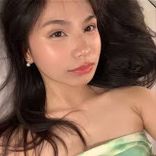 Jillian Tabor's Instagram, Twitter & Facebook