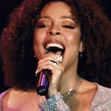 Η Athens Big Band και η Arlyn Gonzalez στο θέατρο Ολύμπια