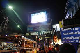 Pemprov dki jakarta mulai malam ini melakukan pembatasan di sejumlah jalan. Menikmati Pattaya Di Malam Hari Halaman All Kompas Com
