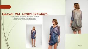 Kamu bisa mengenakan tunik bermodel asimetris yang panjangnya maxi ini dengan celana skinny supaya penampilanmu ngak terkesan tenggelam. Pin Di 6282139754425 Tunik Batik Etnik Tunik Batik Pinterest Gesyal Tunik Batik Kerja Gesyal