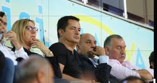 Buket aydın'ın cnn türk ekranındaki yeni programı 40'a konuk olan acun ilıcalı, fenerbahçe tv size verildi mi? sorusuna cevap verdi. Acun Ilicali Alanya Fenerbahce Macini Izledi