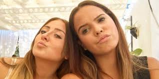 Gloria Camila y Rocío Flores, inseparables