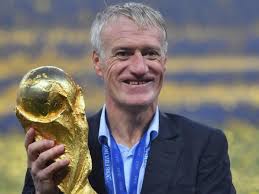 Entraineur de l'équipe de france de football. Nach Wm Triumph Franzosischer Trainer Didier Deschamps Will Weitermachen Svz De