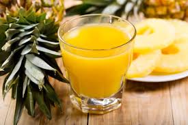 Un Jus D Ananas Citron Vert Au Petit Dejeuner Vitaality Jus De Fruits Frais Maison Jus De Legumes Frais Jus Jus D Ananas Comment Faire Du Jus Recette Jus