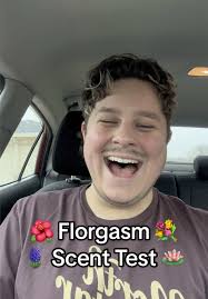 Florgasm scent test from @Heretic Parfum 🥀🪷🪻🌺 not my favorite with a  6.5/10 but it’s definitely my favorite floral i’ve tried thus far 🏷️:  #tastetest #fragrancetiktok #scents #scentoftheday