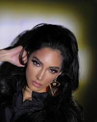 Apoyemos a Miss El Salvador...