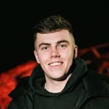 Ryan Murnane's Instagram, Twitter & Facebook