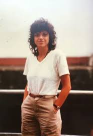 Anne Junor (@ansyjun)