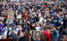 Protesty v bělorusku 2020 je série veřejných demonstrací a protestních stávek a hnutí proti prezidentovi alexandru lukašenkovi v rámci běloruské demokratické opozice, která chce zabránit jeho šestému funkčnímu období v souvislosti s prezidentskými volbami v roce 2020. Protesty W Usa Zatrzymano Juz Ponad 11 Tys Osob Wiadomosci Gazetaprawna Pl Portal Informacyjny