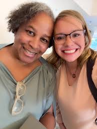 Nicole Hiser's Instagram, Twitter & Facebook